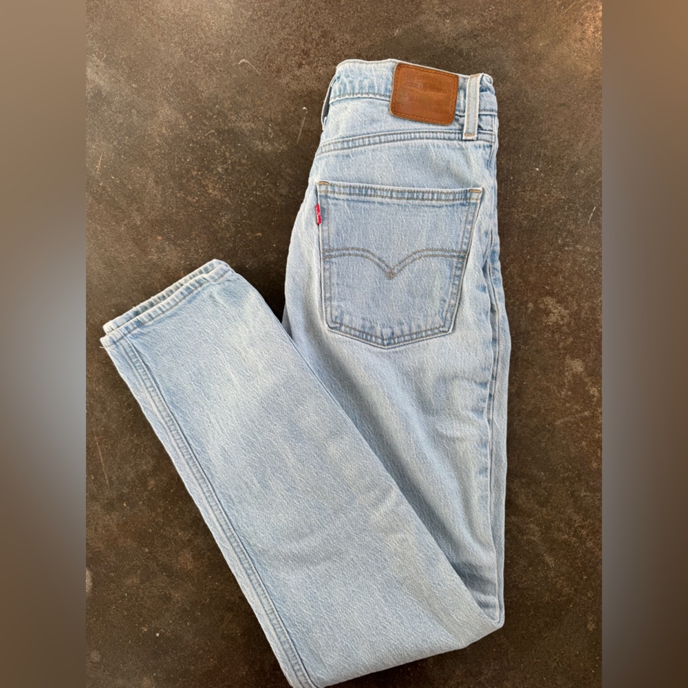 Levi’s 70s high slim straight denim